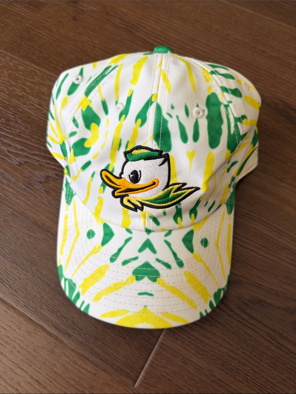 Nike Oregon Ducks Green and White Baseball Cap